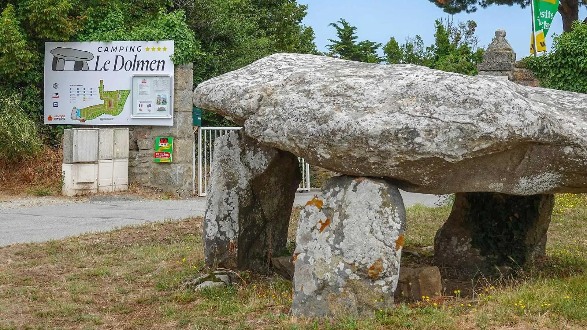 Camping Le Dolmen, Carnac, Morbihan 4*, Carnac